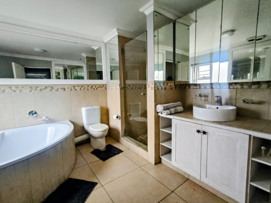 3 Bedroom Property for Sale in Jeffreys Bay Central Eastern Cape